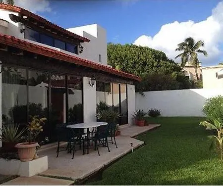 Cancun Villa Allure Access To The Beach
